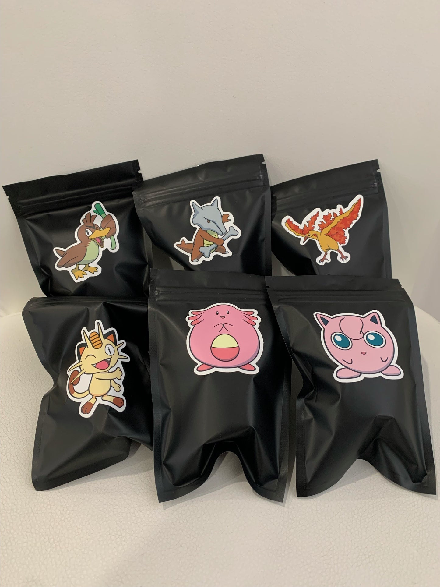 Pokémon Collectible Mini Figures Mystery Bag - One Mystery Bag