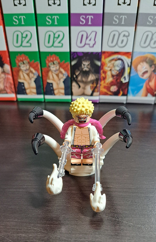 Custom Donquixote Doflamingo Minifig